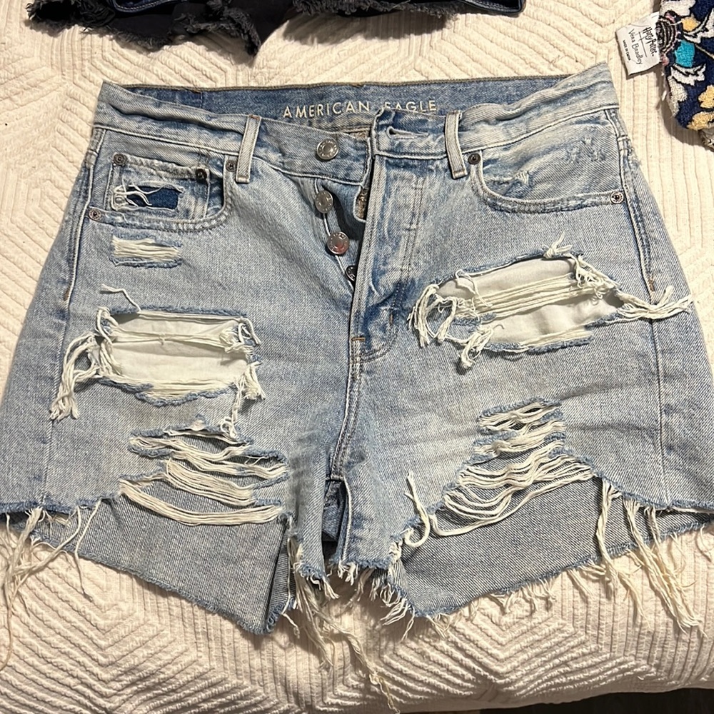 AE 90s Boyfriend Shorts